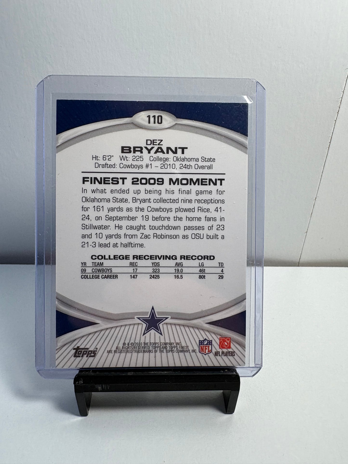 2010 Topps Finest Dez Bryant Rookie Football Card