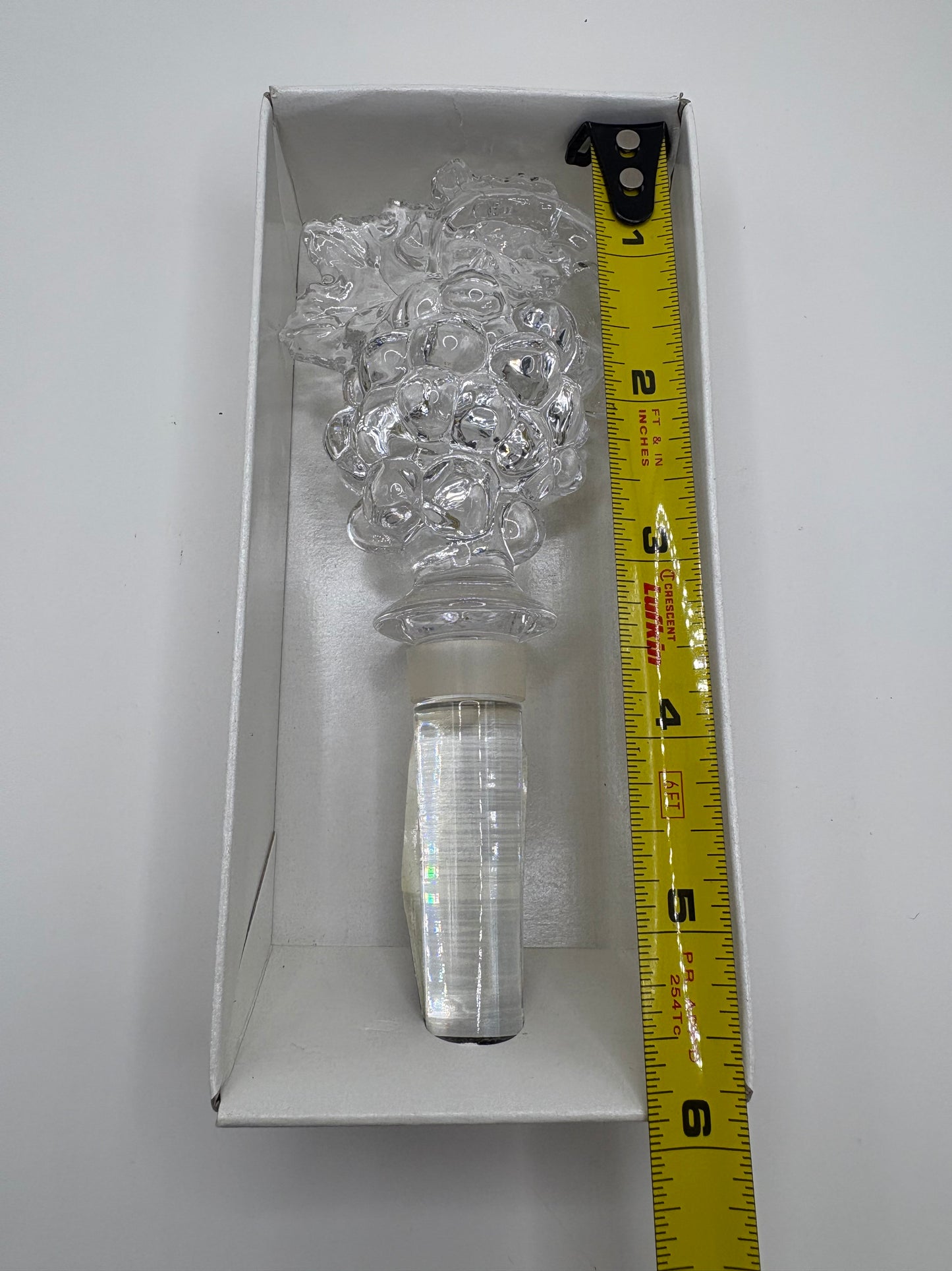 Mikasa Fruit Collection "Grapes" Austrian Lead Crystal Wine Bottle Stopper