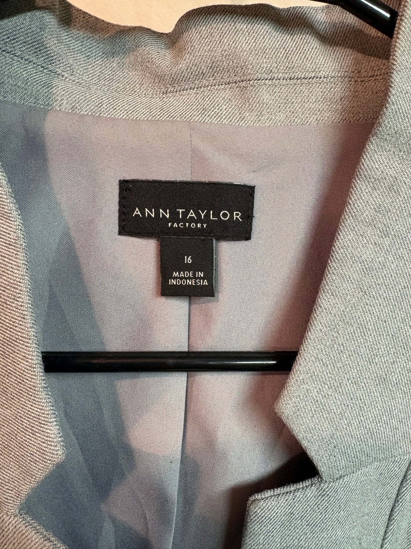 Ann Taylor Blazer
