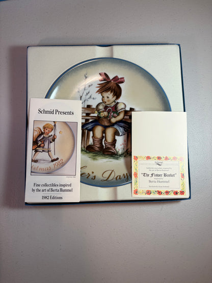 Lot of 3 Vintage 1980's Hummel Mothers Day Collector Plates