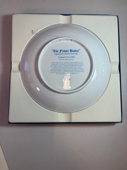 Lot of 3 Vintage 1980's Hummel Mothers Day Collector Plates