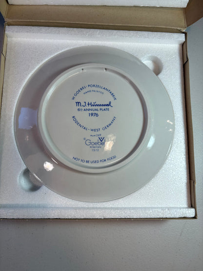 Lot of 2 Vintage 1970's M.J. Hummel Annual Collector Plates