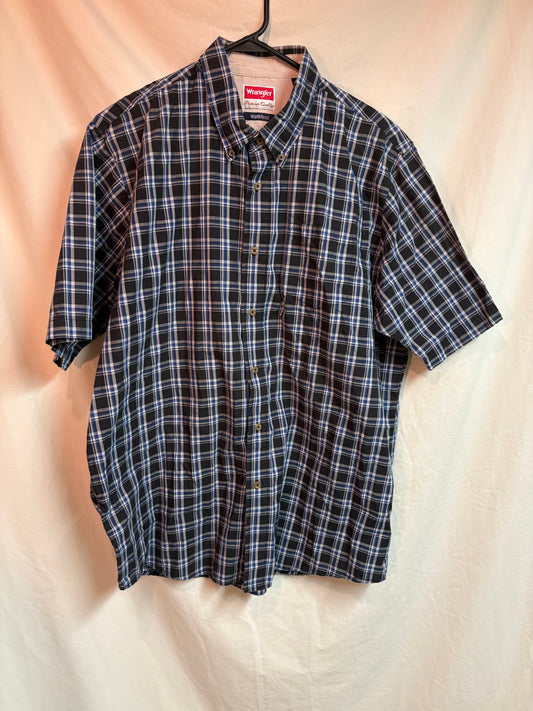 Men's Wrangler Button Down Short Sleeve Shirt