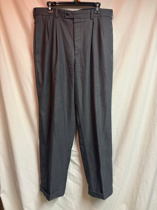 Men's Natural Issue Dress Pants