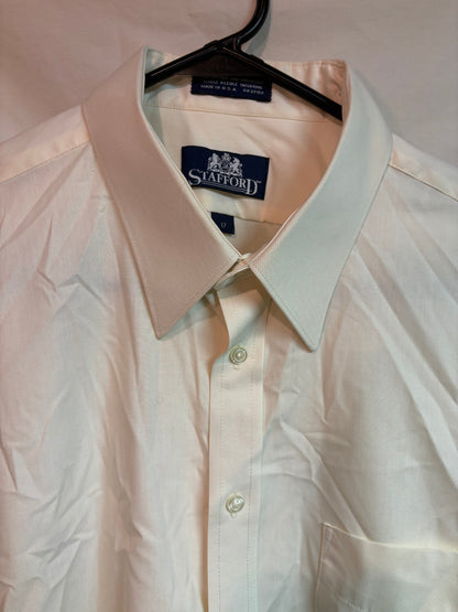 Men's Stafford Short Sleeve Dress Shirt