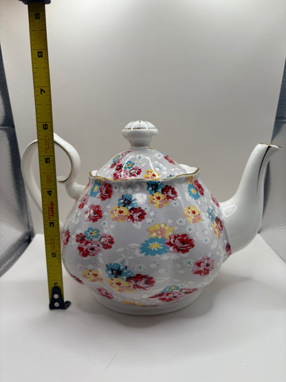 Gracie China Bone China Teapot with Floral Pattern