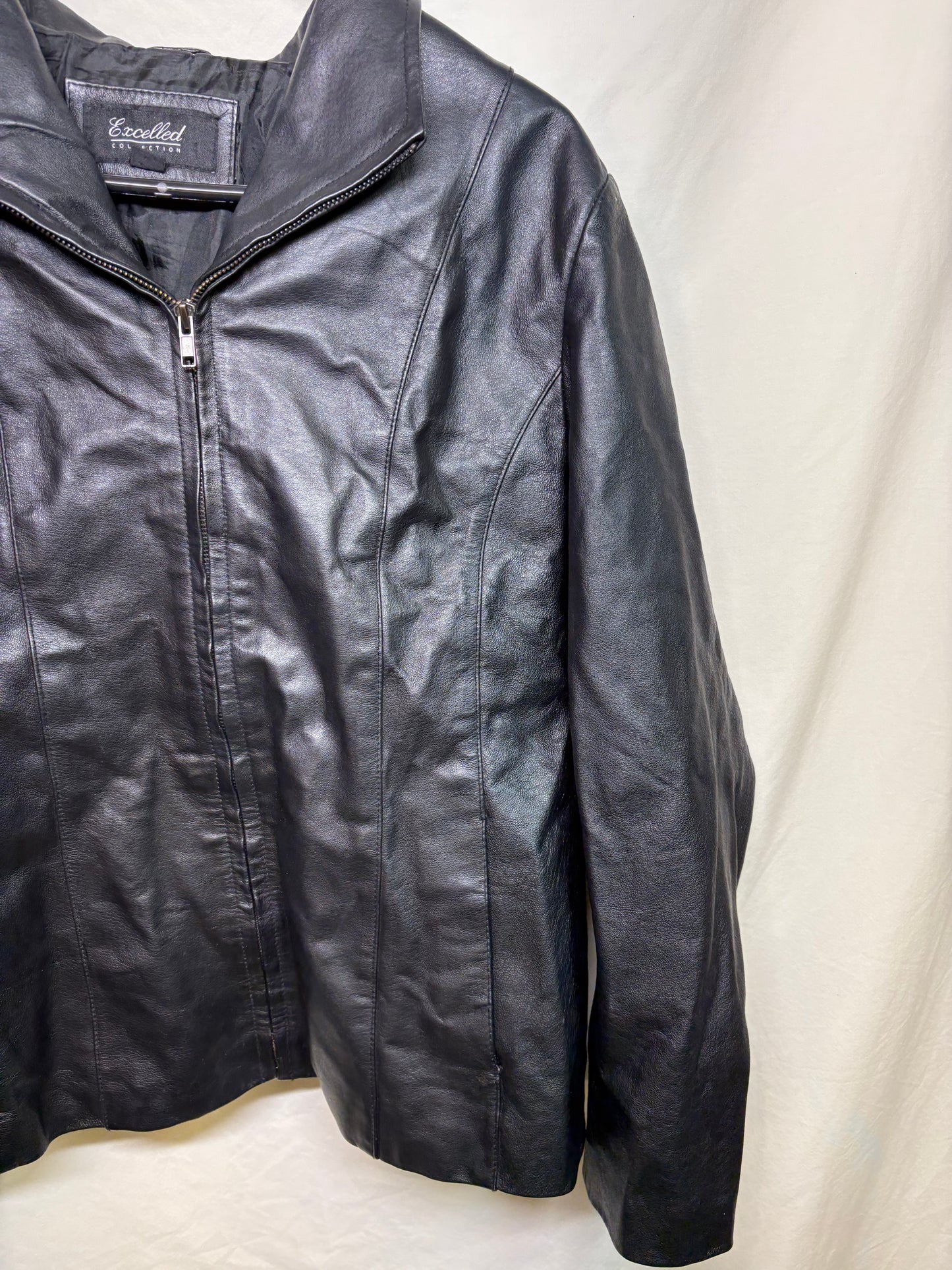Women's Excelled Collection Black Leather Jacket