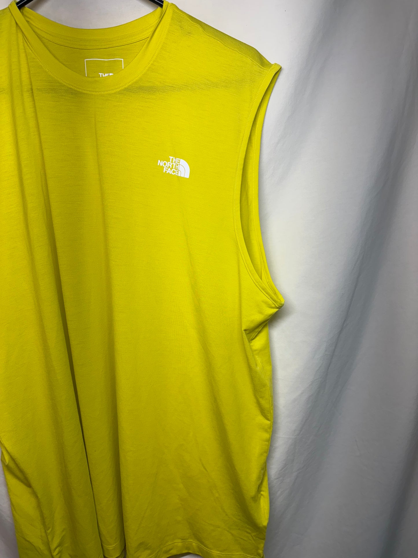 Men's The North Face Performance Wander Sleeveless Shirt