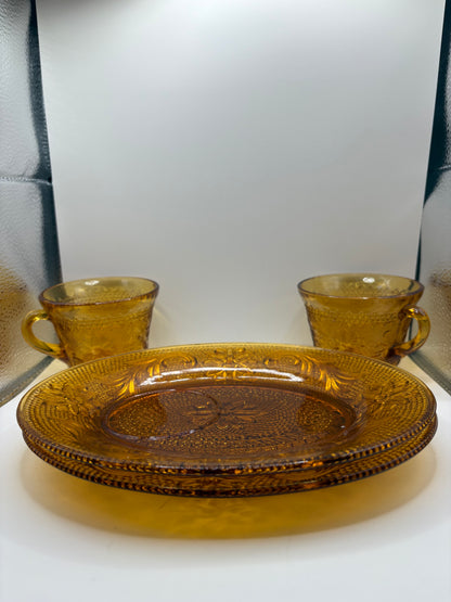 Vintage Lot (4 Pieces) oof Indiana Glass, 2 Tiara Sandwich Pattern Snack Plate and Cup Set in Amber Glass