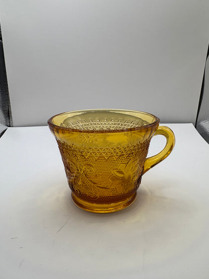 Vintage Lot (4 Pieces) oof Indiana Glass, 2 Tiara Sandwich Pattern Snack Plate and Cup Set in Amber Glass