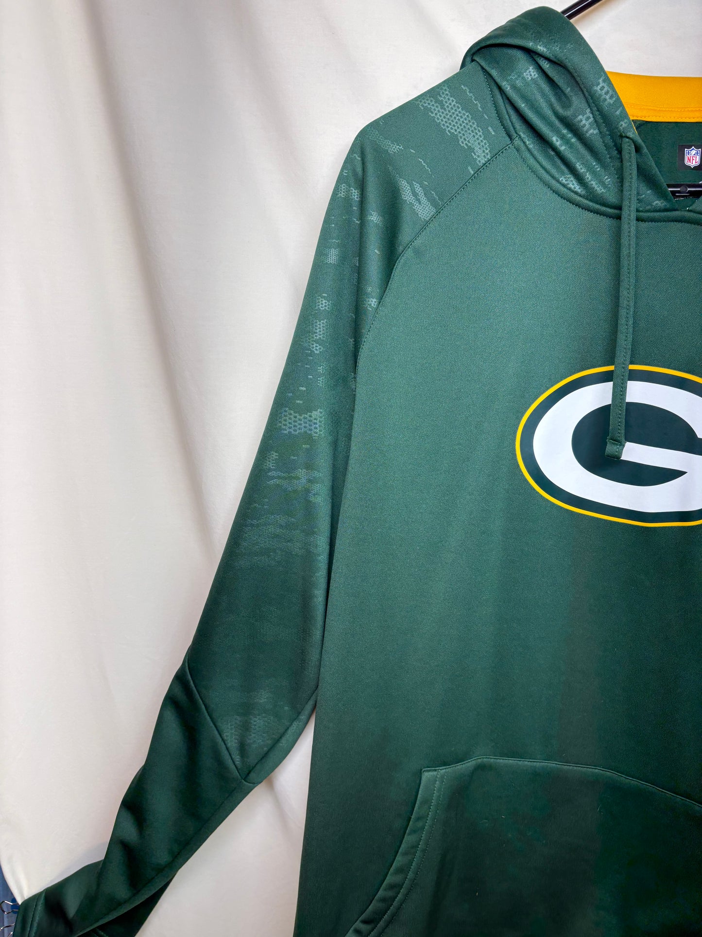 Men's Green Bay Packers Majestic ThermaBase Green Performance Hoodie