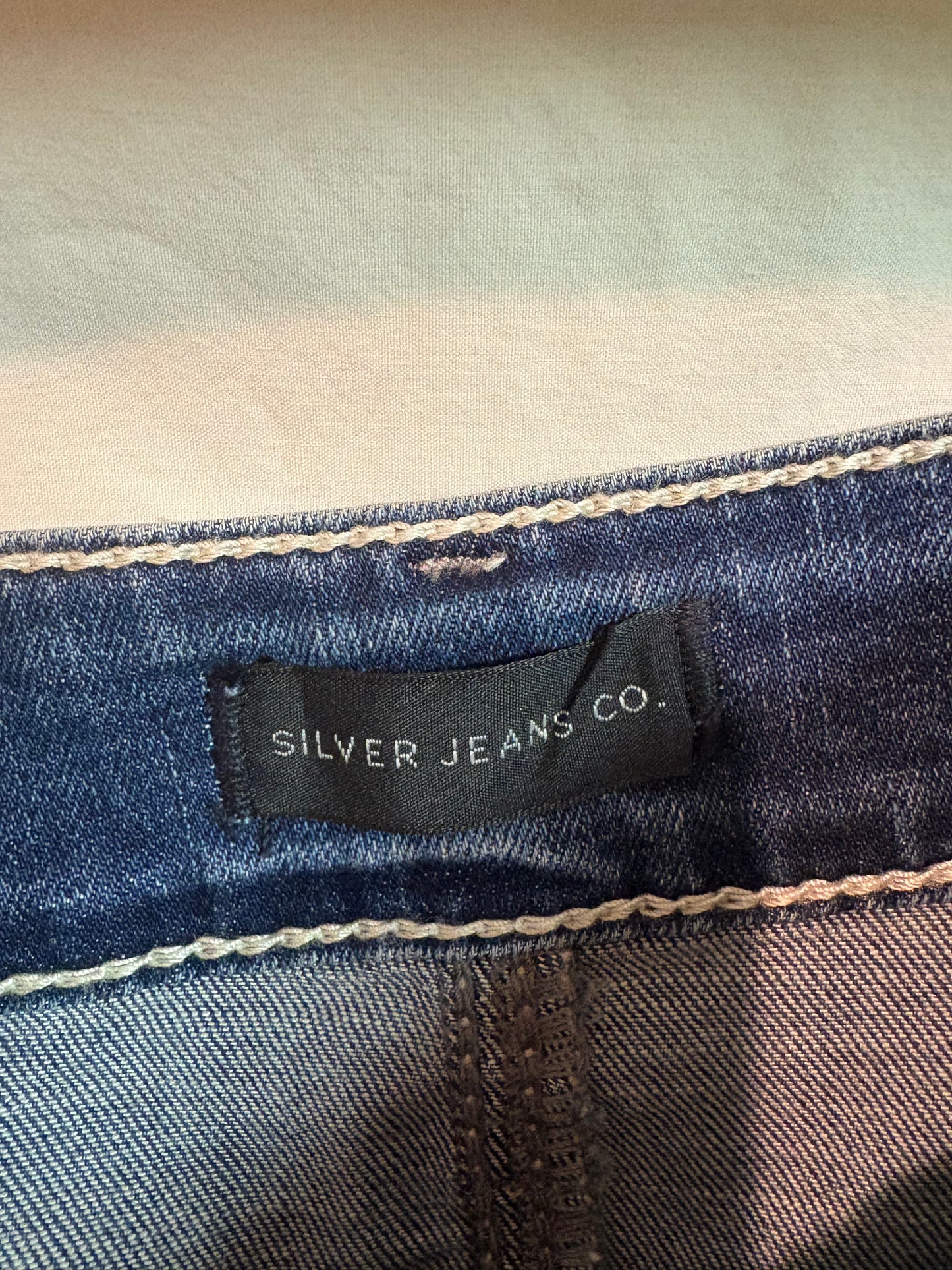Women's Silver Jeans Co. Boyfriend Blue Cuffed Distressed Shorts