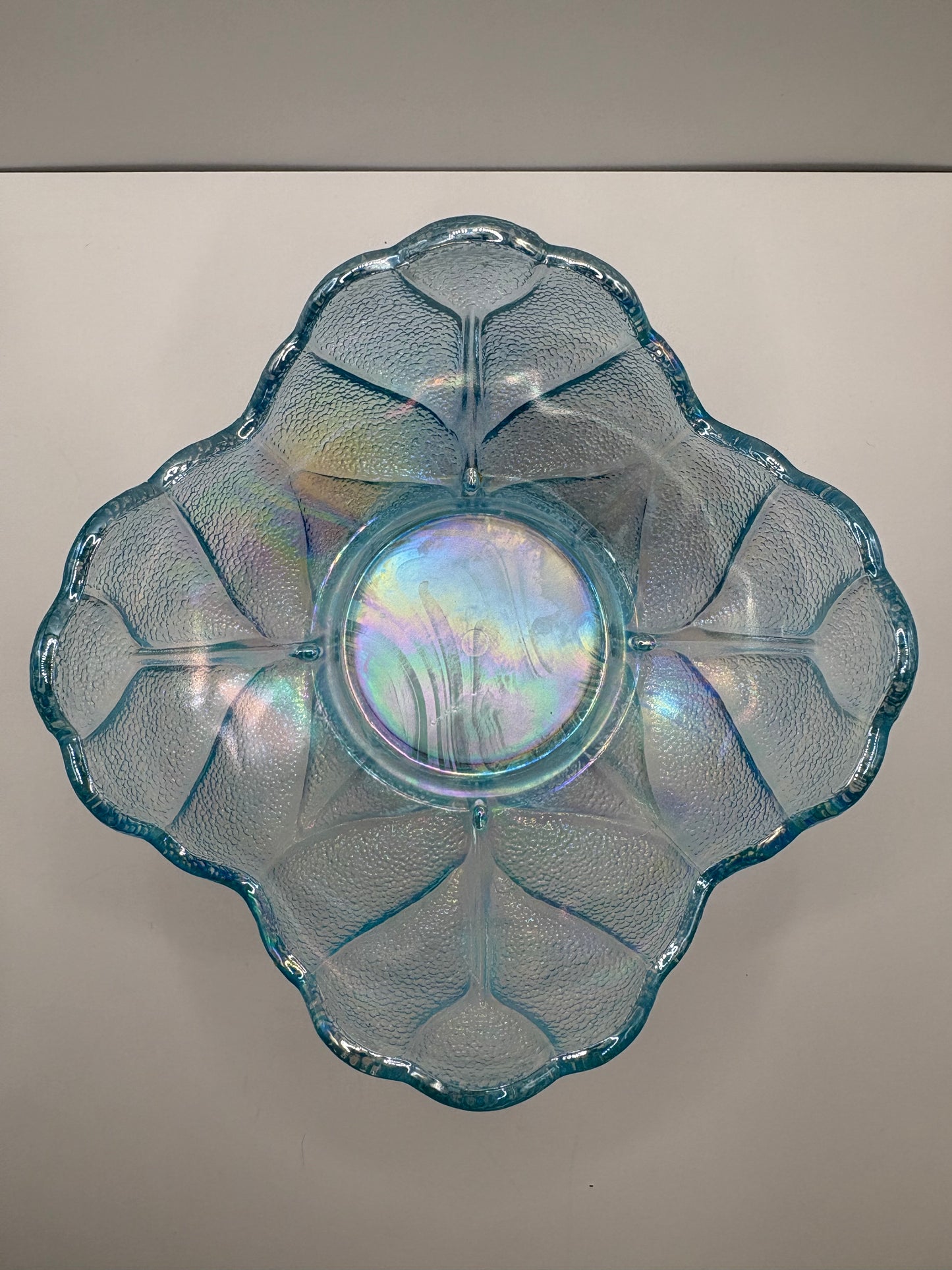 Vintage L.E. Smith "Cabbage Leaf" Light Blue Iridescent Dish