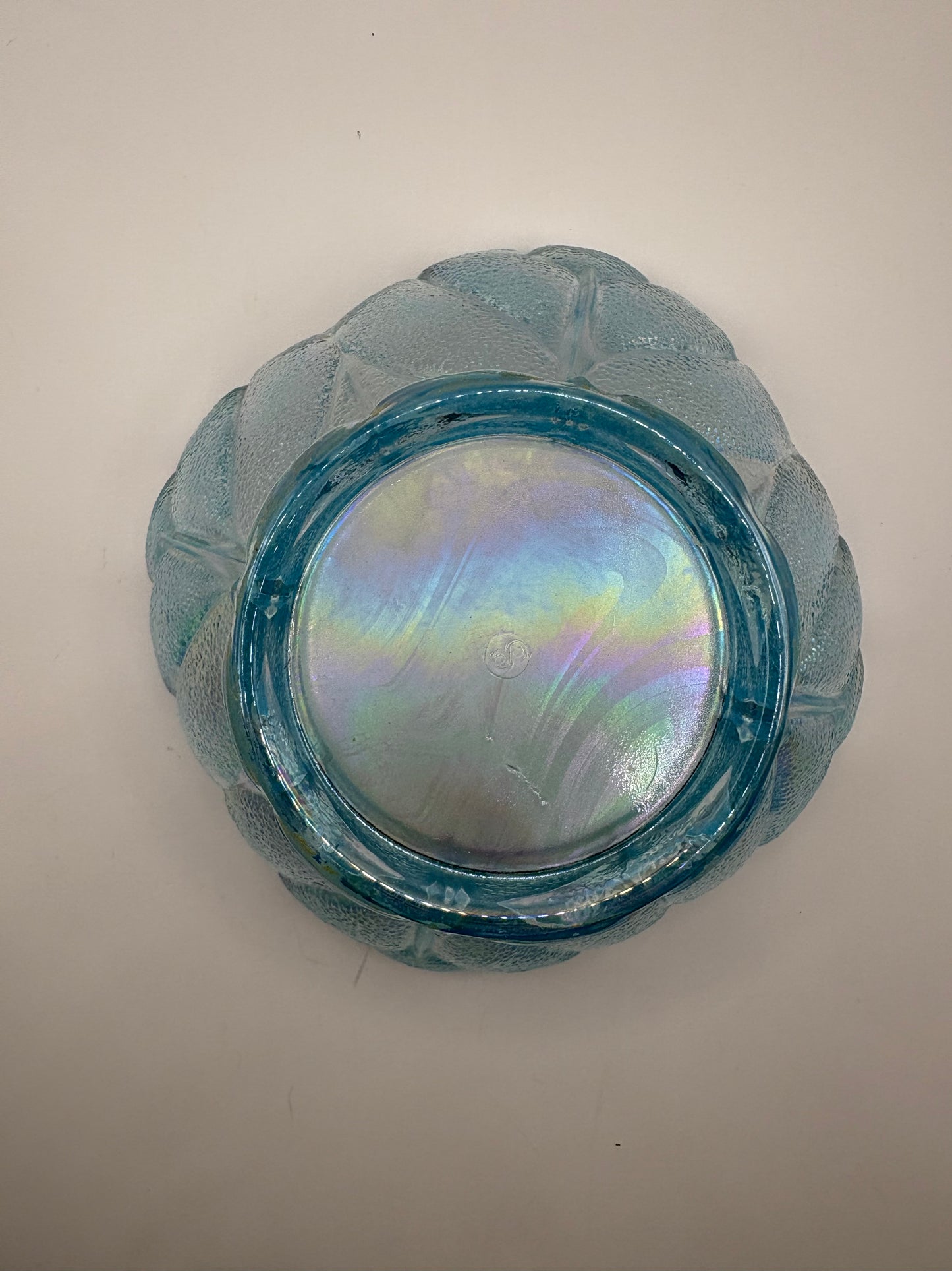 Vintage L.E. Smith "Cabbage Leaf" Light Blue Iridescent Dish