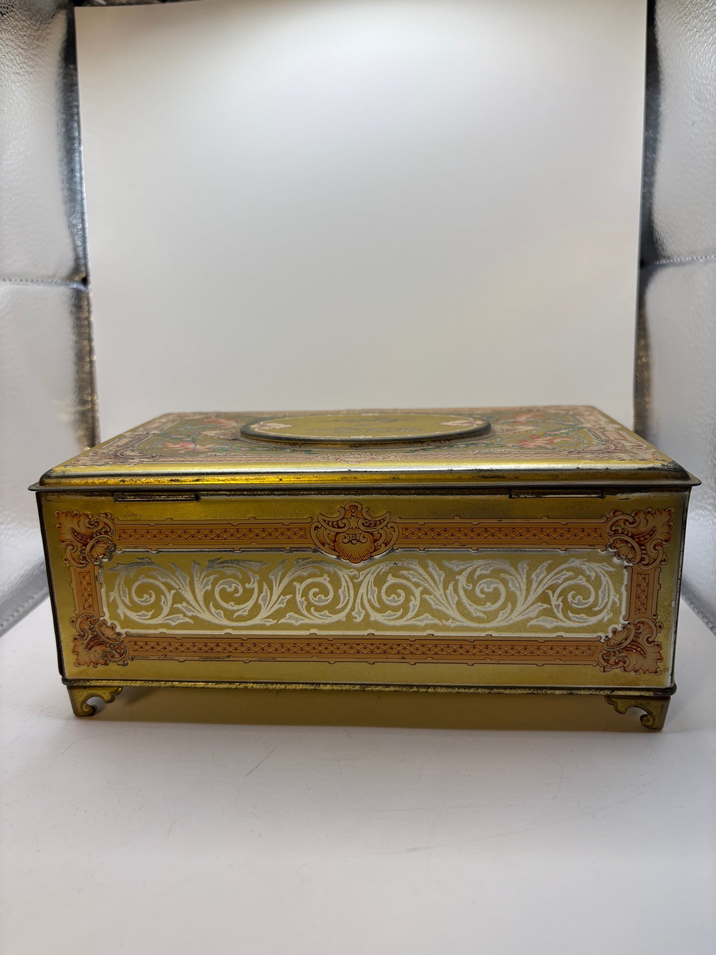 Antique Artstyle Chocolates "With Love to Mother" Metal Tin