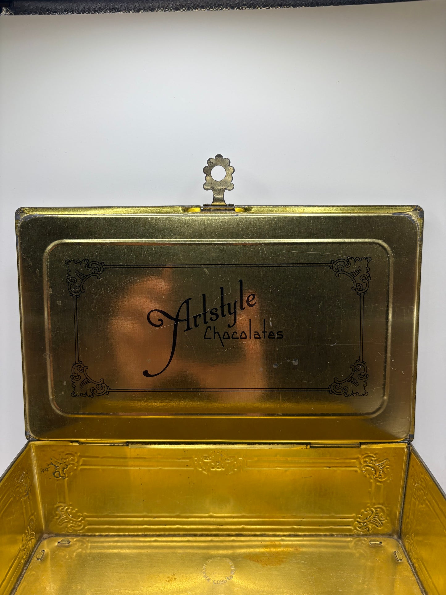 Antique Artstyle Chocolates "With Love to Mother" Metal Tin