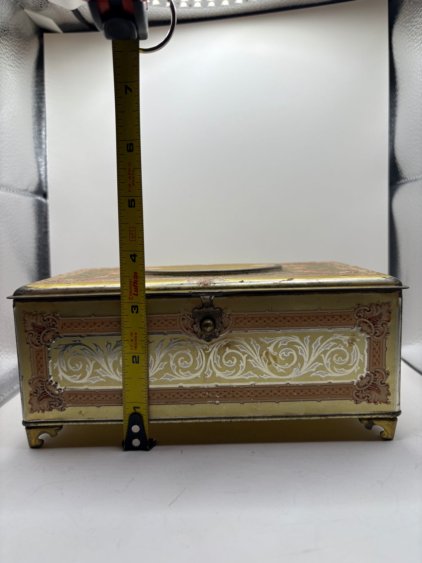 Antique Artstyle Chocolates "With Love to Mother" Metal Tin