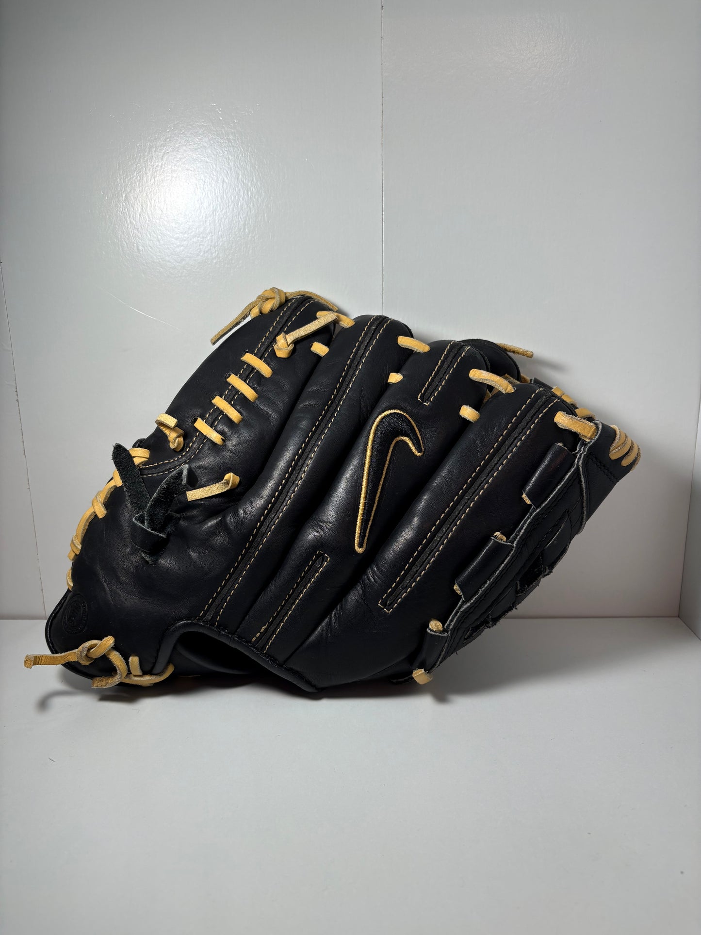 Nike Diamond Elite RHT Baseball Glove
