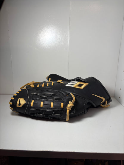 Nike Diamond Elite RHT Baseball Glove