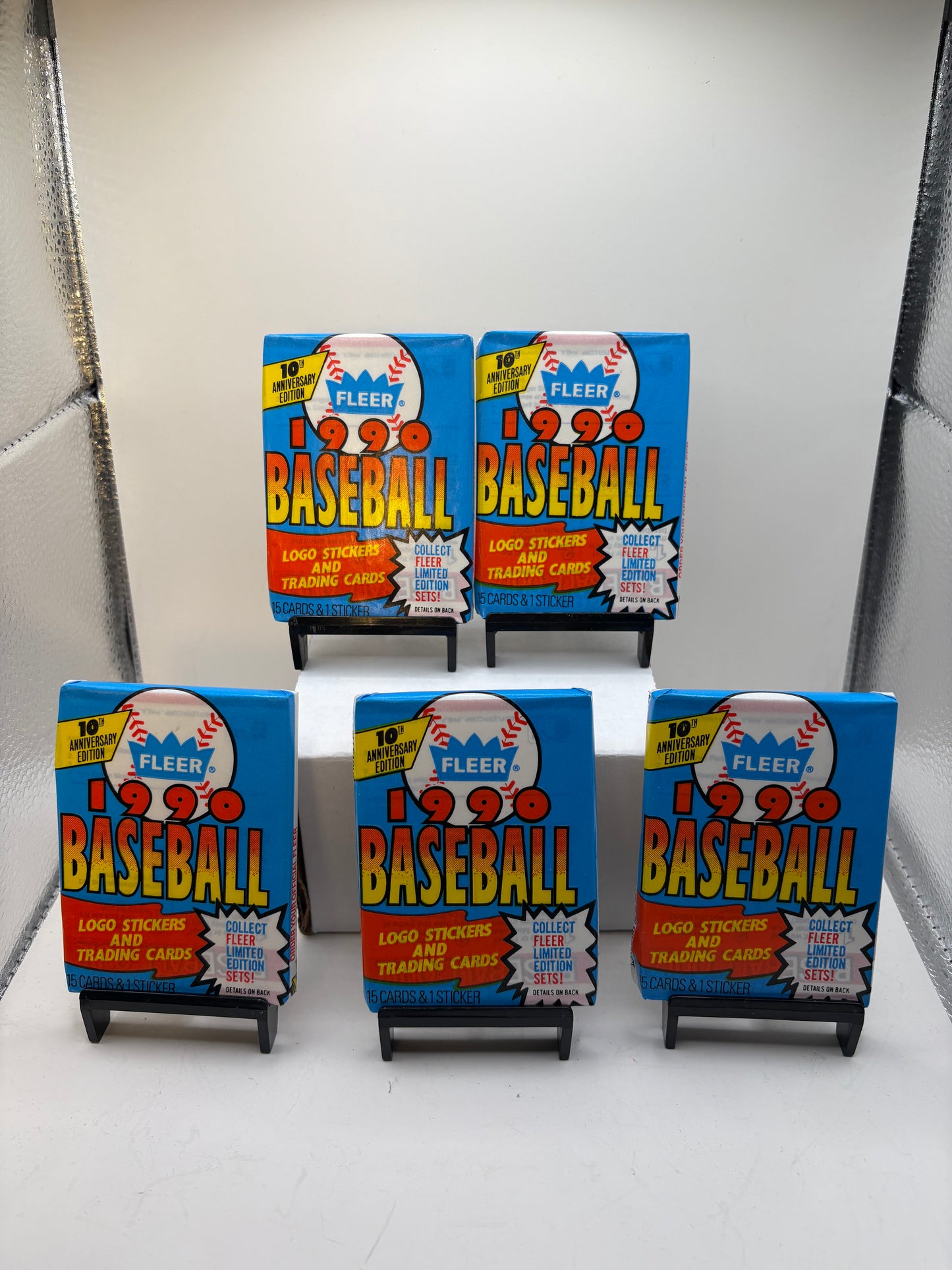Lot of 5 Fleer 1990 Baseball Card Packs